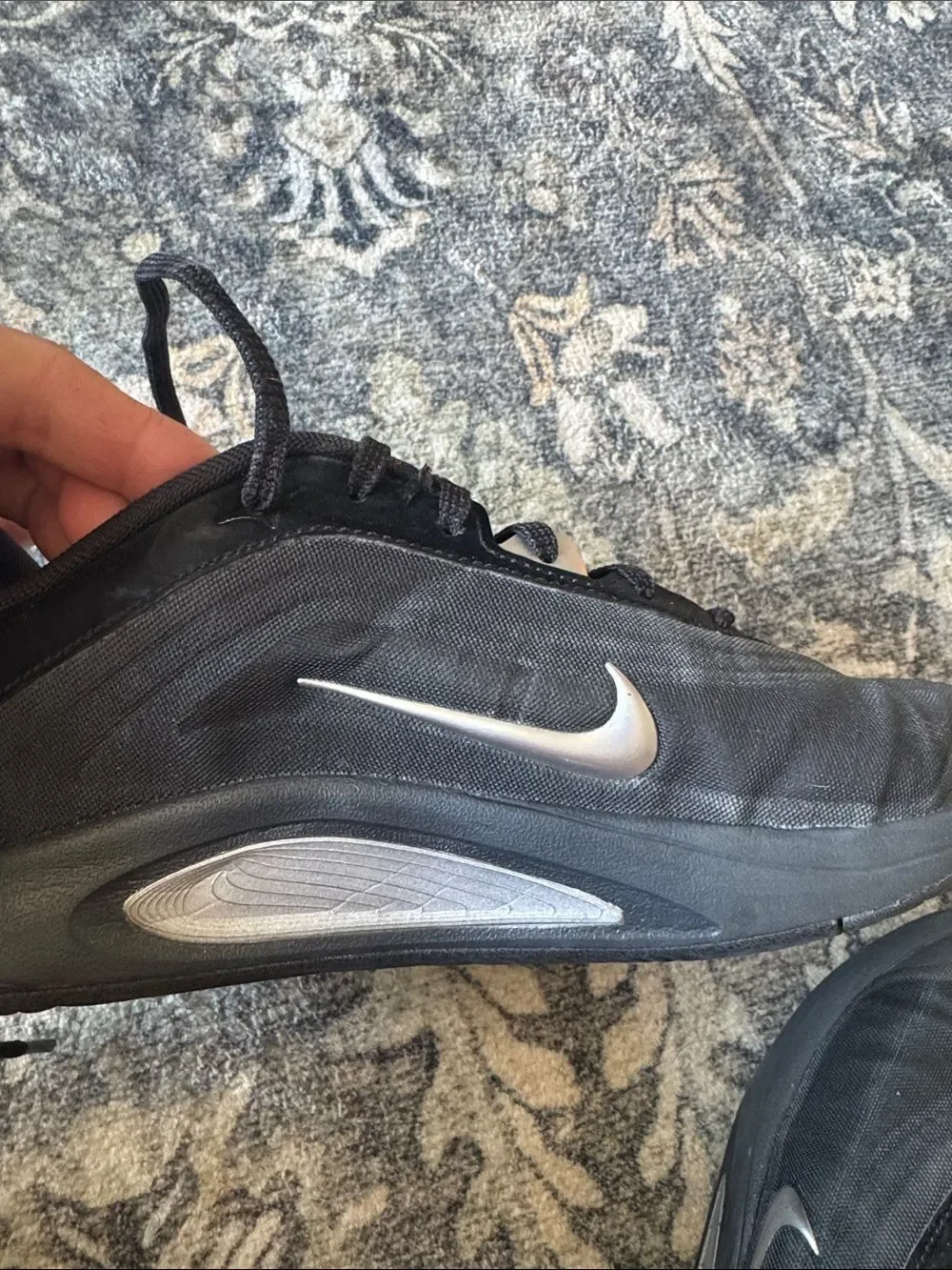 Nike Kids Black Low-Top Basketball Sneakers
